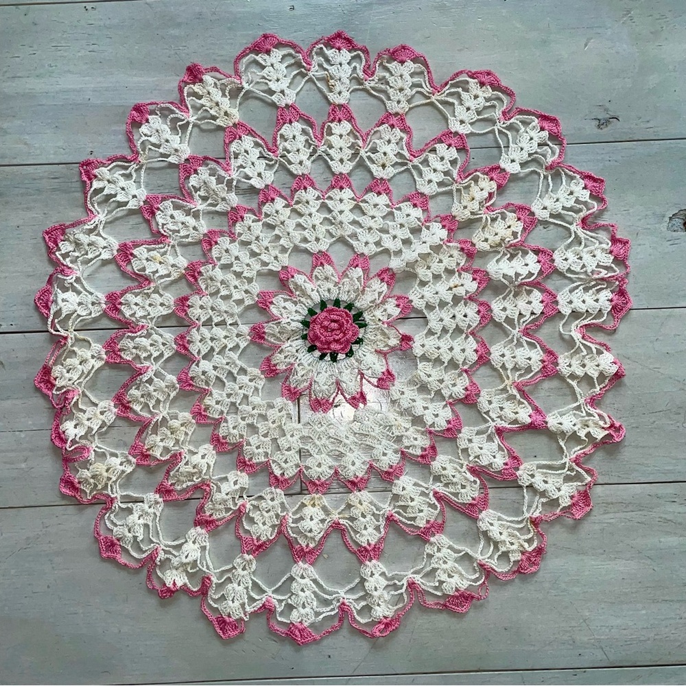 Vintage Handmade White Pink Green Crocheted Doily Cottagecore 27.5” Diameter